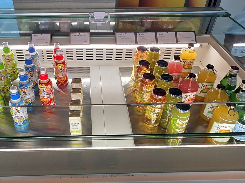 강화도 대형카페 두운리&amp;#44; 초록의 목수국 정원까지 즐기는 강화도 갈만한곳