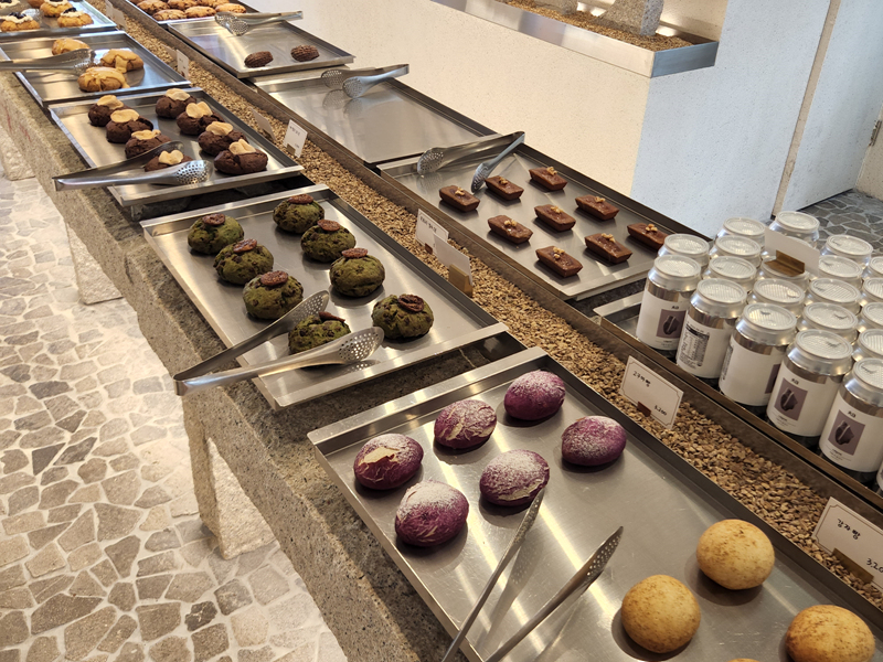 카페_차_베이커리