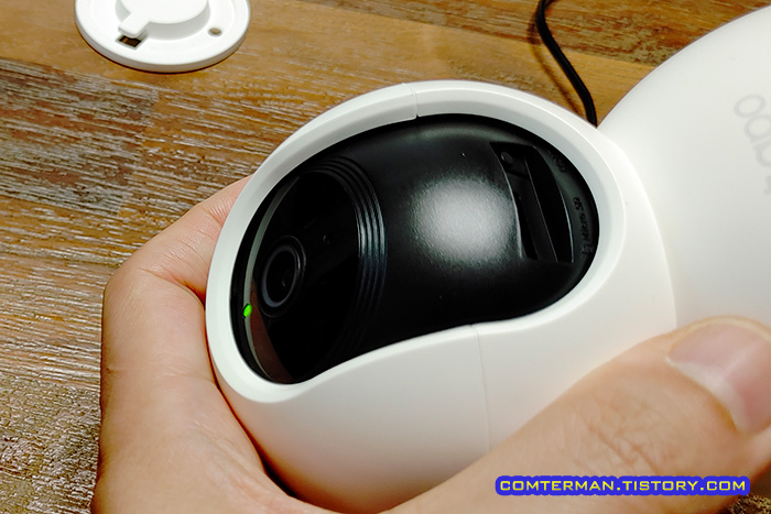 티피링크 Tapo TC70 메모리카드 슬롯