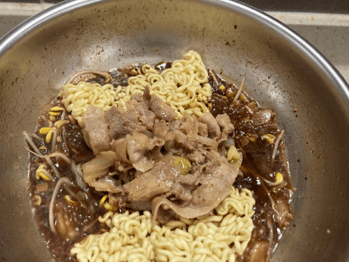 코스트코 대패삼겹살로 짜파게티 200% 맛있게 끓이는 법(성시경 레시피)