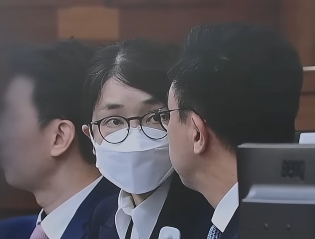 이준수 새강자와 김건희와의 관계