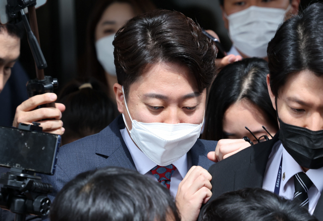 이준석