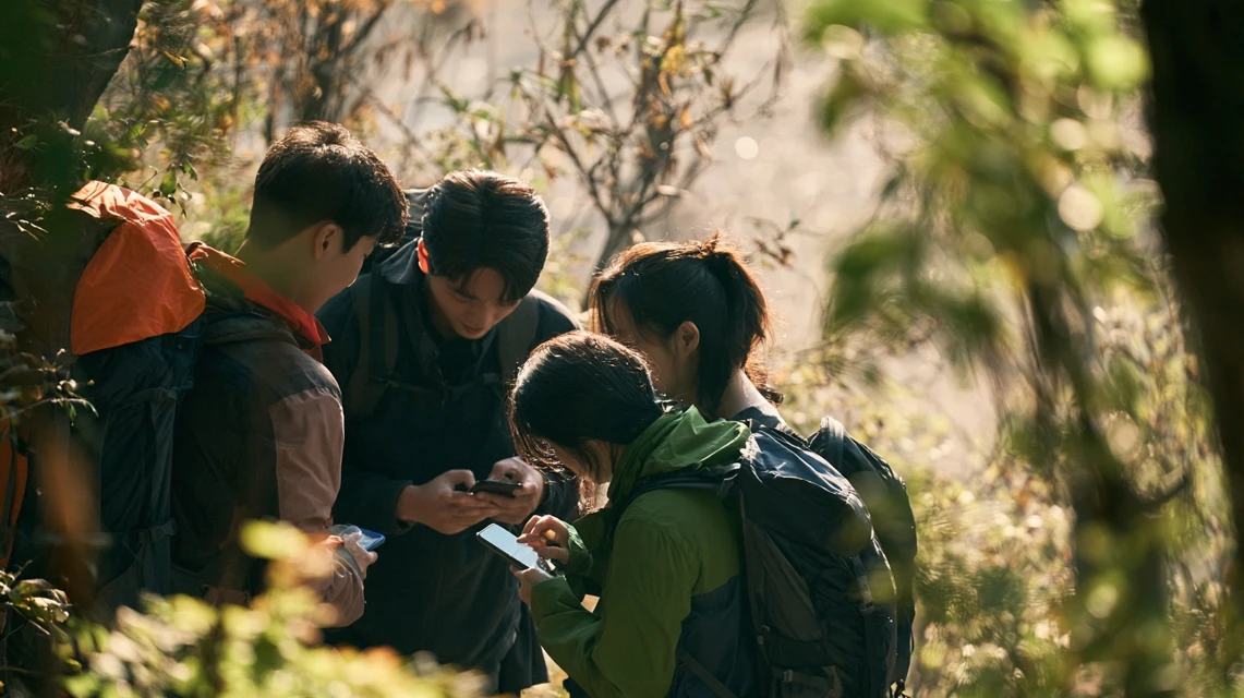 밴드 동호회 오프라인 모임에 참여하는 사람