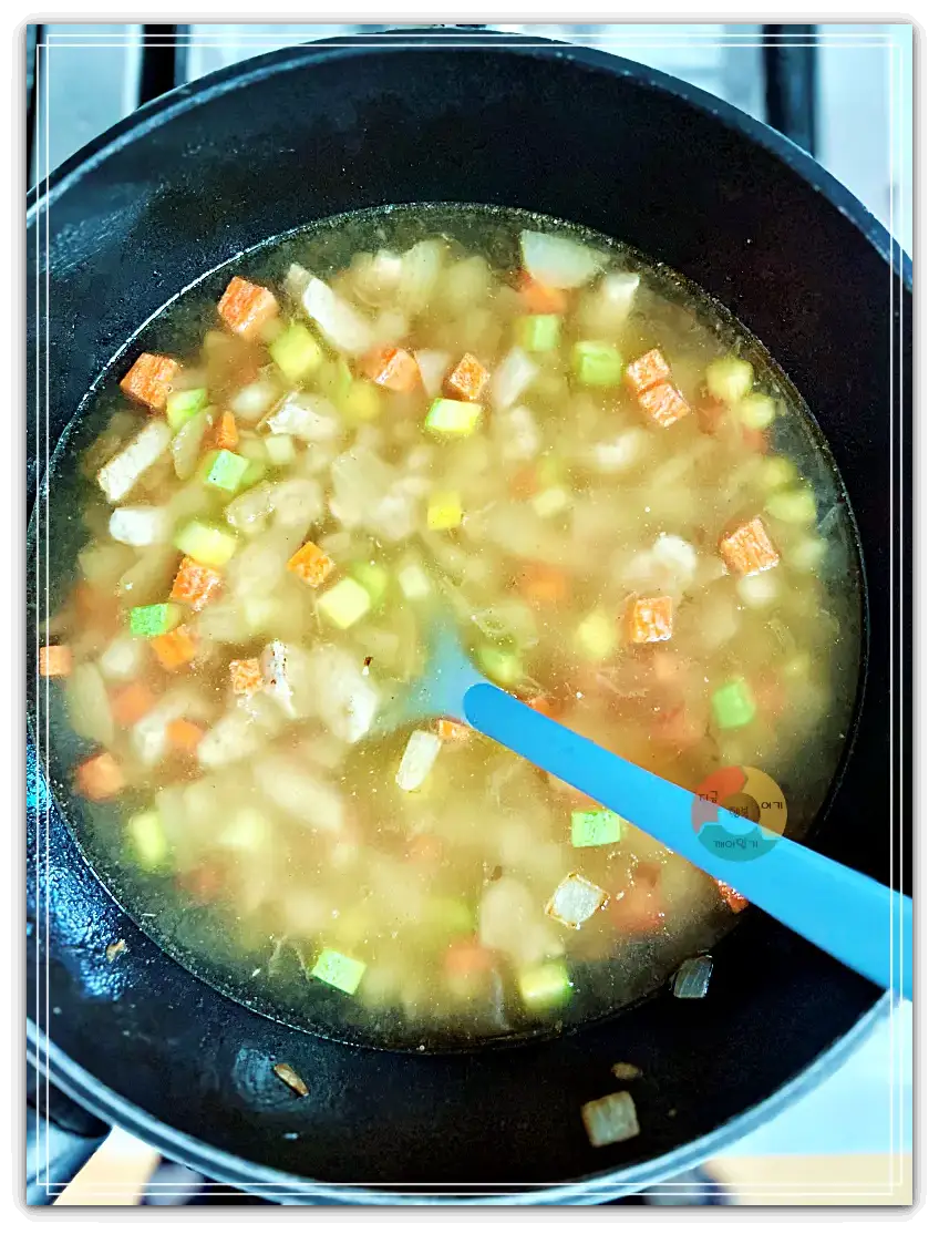 하이라이스_물추가-야채가-잠길정도