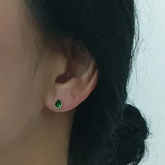 피부과 전문의가 알려주는 초록색 귀걸이 대처법에 대해_35