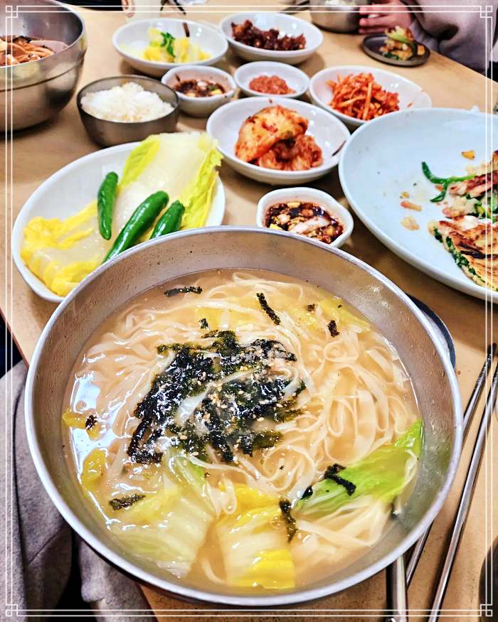 경북 청송 맛집 주왕산의 살아있는 전설, 94세 어머니 손국수
