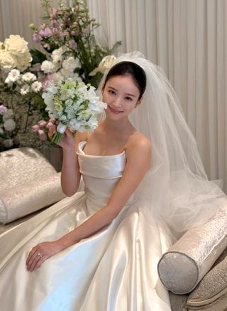 김지영 하트시그널 프로필 나이 남편 윤수영 직업 학력 고향 으로 포스팅 글 만들어줘