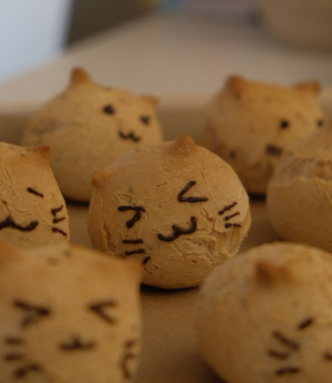 만화 속 디저트 베이킹하기 - 귀여운 빵 사진