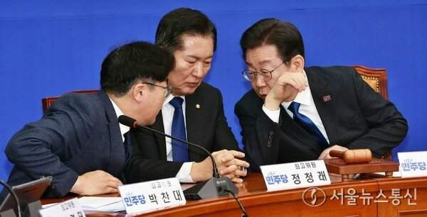 정청래 나이 프로필 고향 학력 가족 아들 논란 사퇴 압박 및 2026년 전당대회 연임 쟁점 냉철 분석