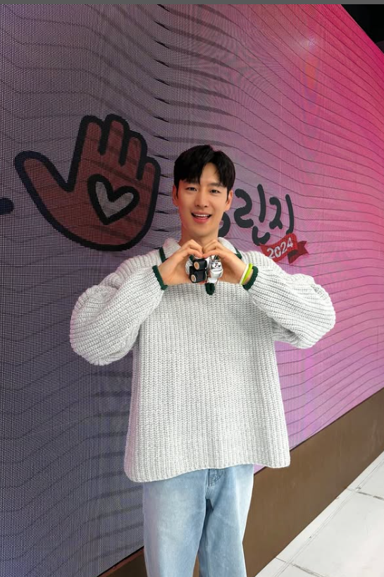 배우 이제훈