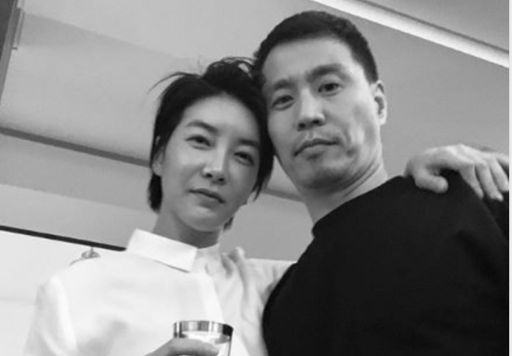 배우-진서연-남편