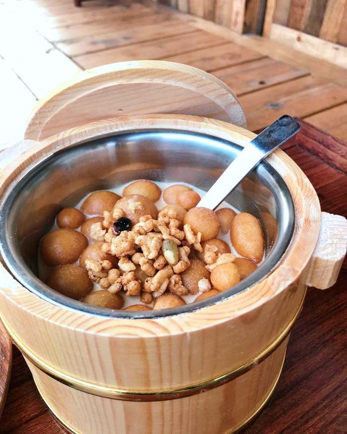 김창옥 콩물도넛 조청콩도넛 인절미라떼 강릉 주문진 도깨비시장 맛집