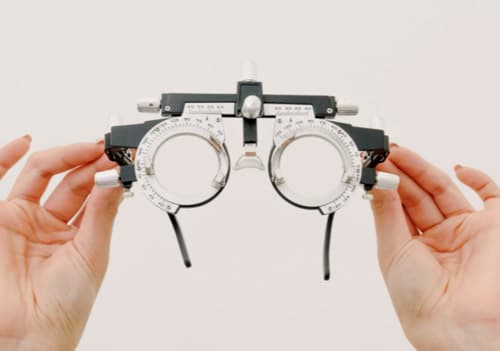 오른쪽 눈 떨림