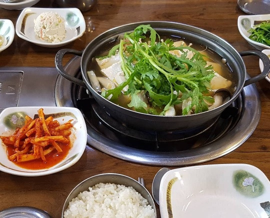 가평 두부 맛집, 언덕마루 가평잣두부집