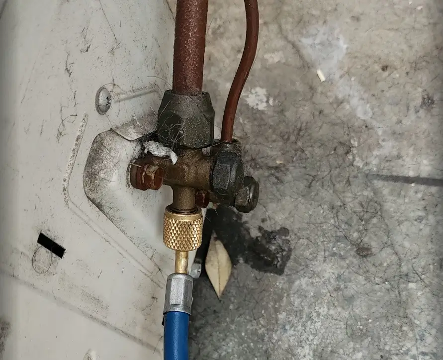 에어컨-냉매-충전