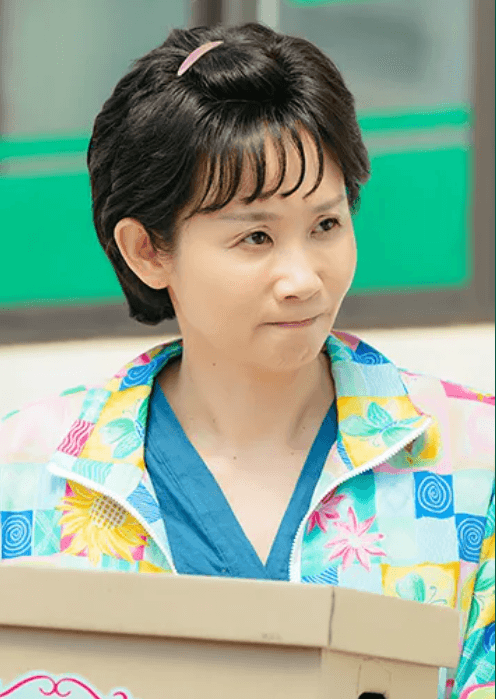 정숙한-세일즈-배우-김선영-사진