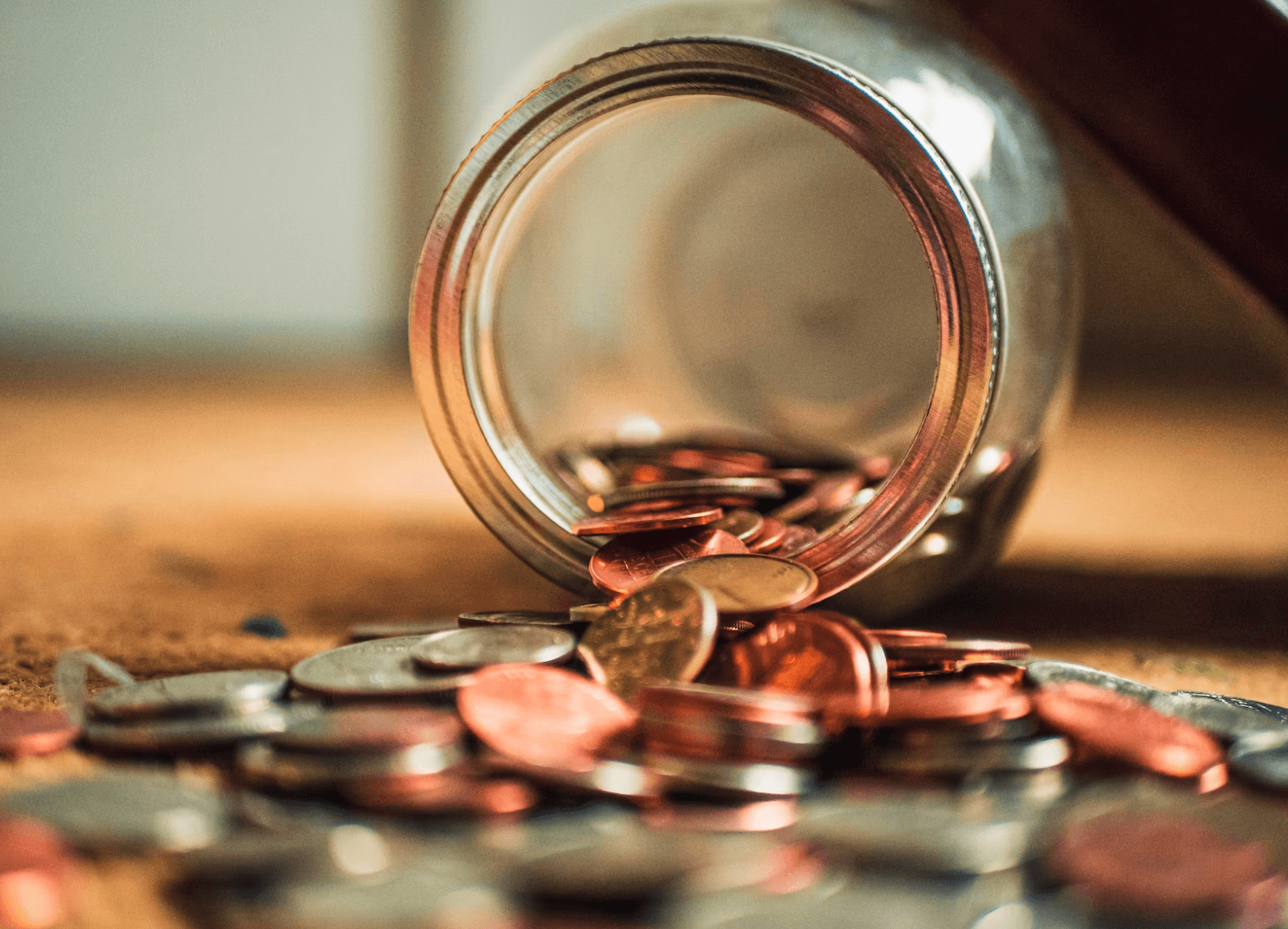 병에-담긴-동전