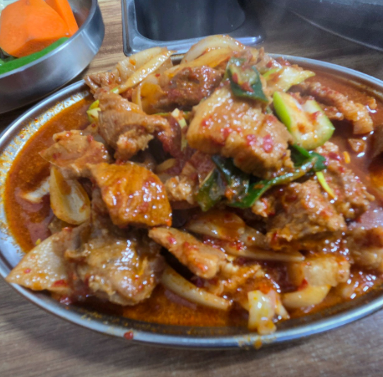 핫메뉴 두루치기