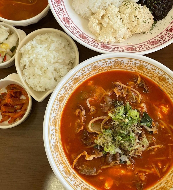 강릉 맛집 베스트10 현지인 추천 강원도여행 강릉 하월당 초당짬뽕순두부 초당옥 경포대불타는횟집 강릉꼬막비빔밥 풍호맛뜨락 찐수산대게횟집 주문진방파제회센터본점 주문진홍게무한리필 피쉬맨대게횟집 경포대본점 고향마을숯불돼지갈비 강릉유환식당 브로콜리모던키친