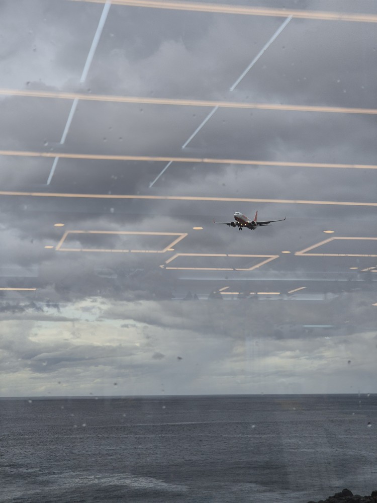 비행기 착륙사진