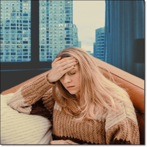 감기에 도움이되는 뱅쇼, 독감에 걸린 여성