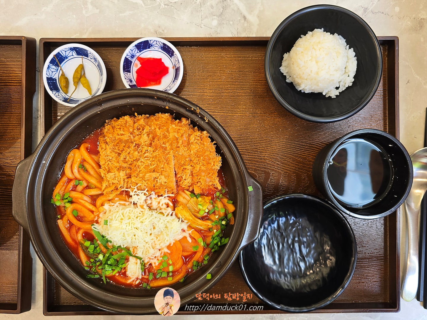 매콤우동볶음카츠