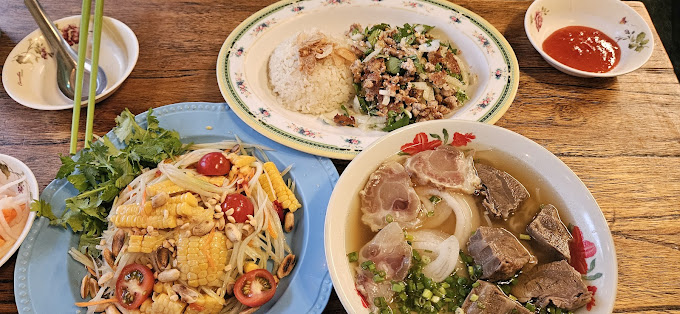 마포 망원동 쌀국수집 '라오삐약'