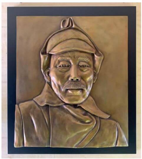 홍범도 부조작품 기증