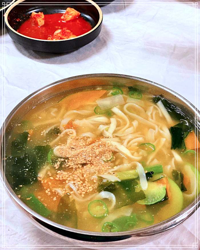 6시 내고향 울릉도 따개비 칼국수 한상 맛집