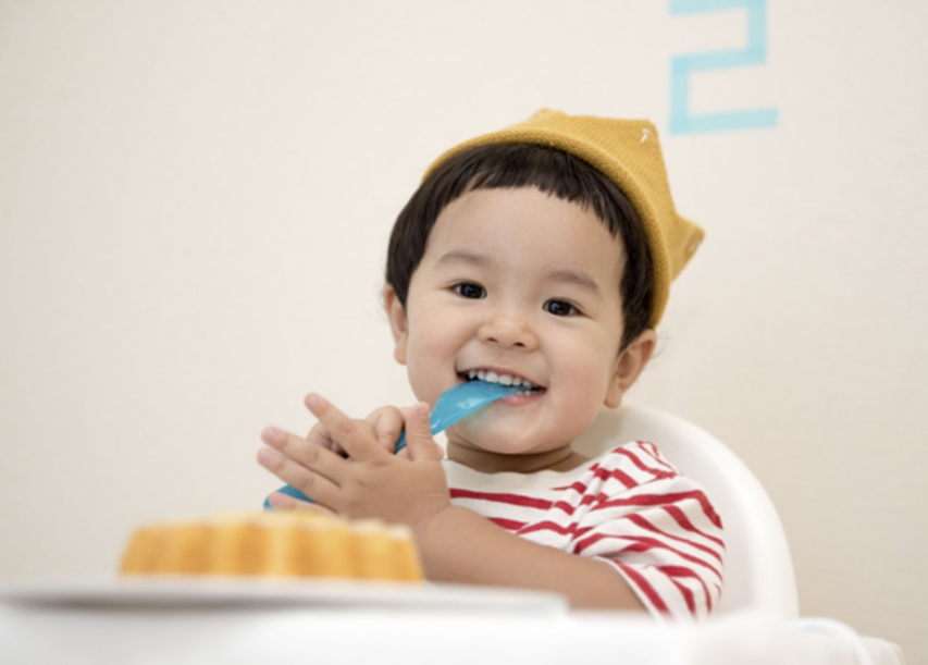 수제 이유식 vs 시판 이유식, 아기의 미각 발달에 더 좋은 선택은?