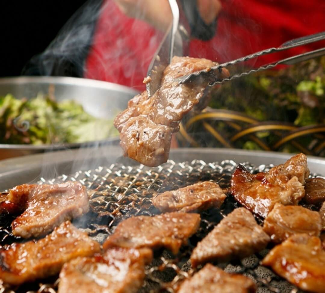 생생정보 고기8종 치킨 포함 샐러드바 경북 경산