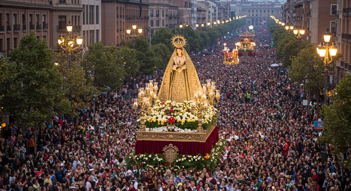스페인 피라르 축제 (Fiestas del Pilar)