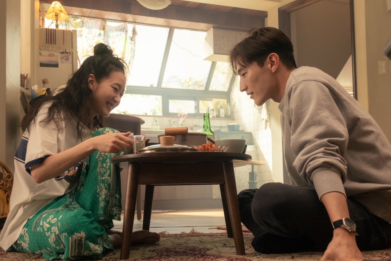 넷플릭스 영화 대도시의 사랑법 김고은 주연 영화