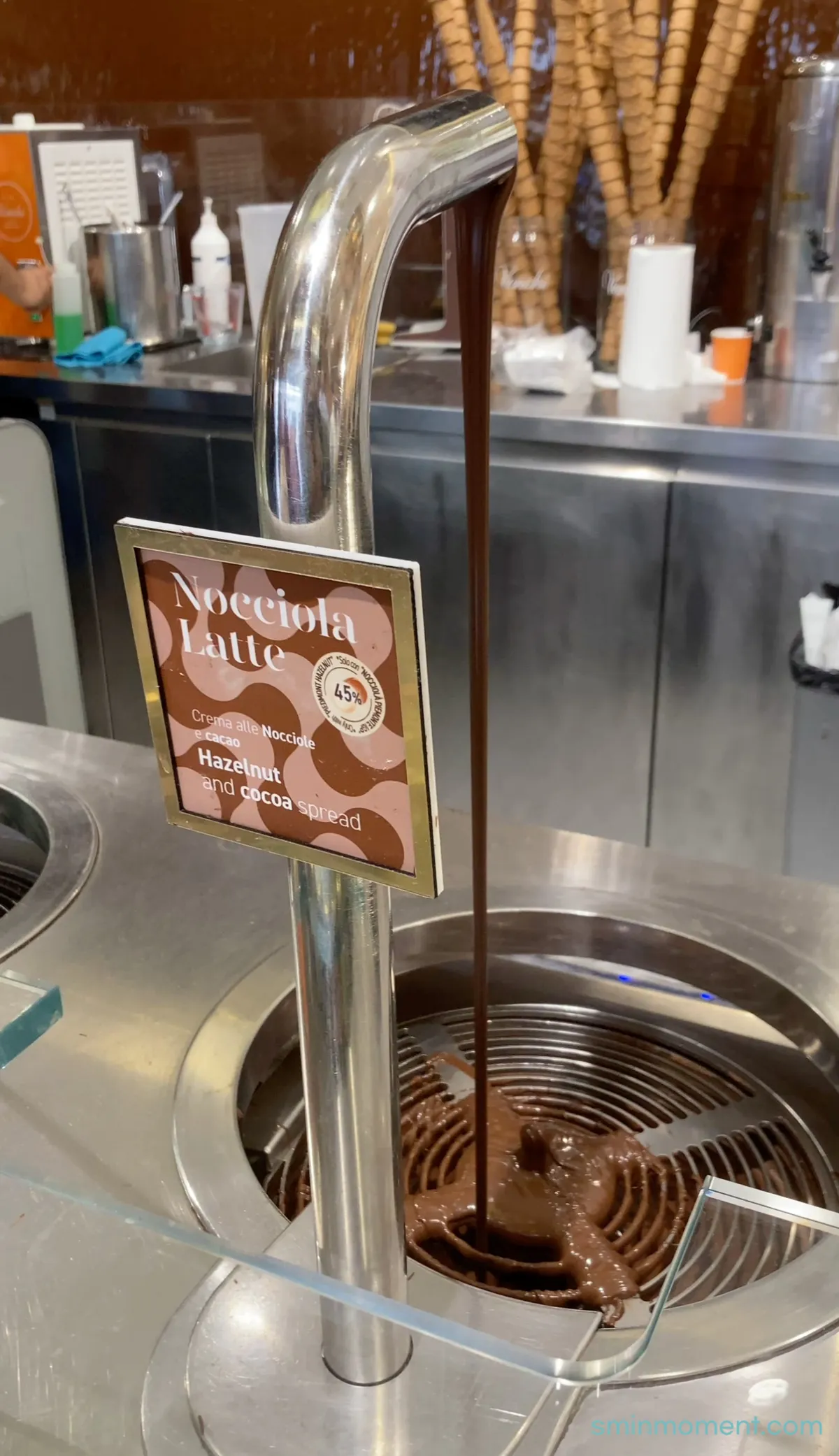 이탈리아-젤라토-벤키-초콜렛물