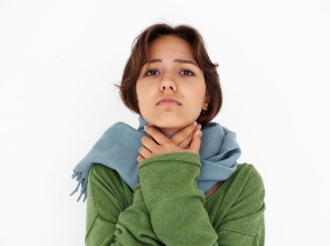 목소리가 잠기는 이유