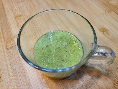 키위 브로콜리 주스