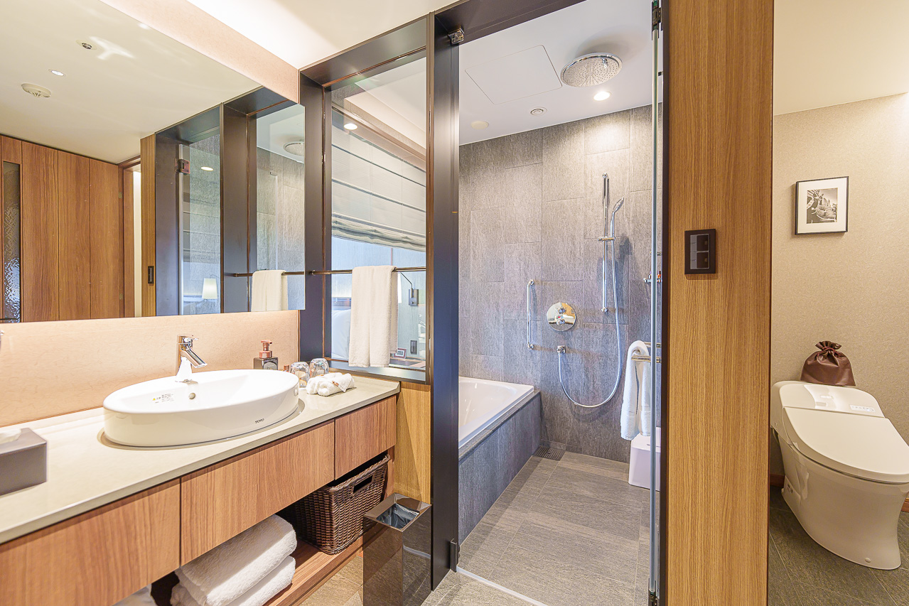Hotel Collective, Naha: A Connecting-Room Stay on Kokusai Street — original photograph 34