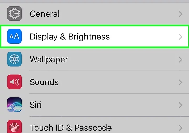 스크롤 내리고 디스플레이 및 발기 누르기