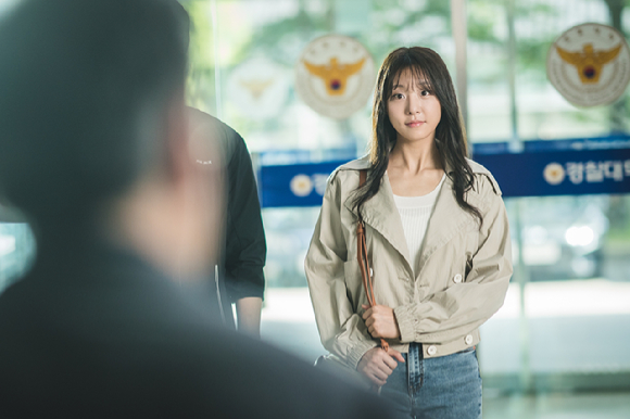 배우 송서린이 디즈니+ 시리즈 &#39;비질란테&#39;에서 신영지 역을 연기하고 있다. [사진=월트디즈니 컴퍼니 코리아]