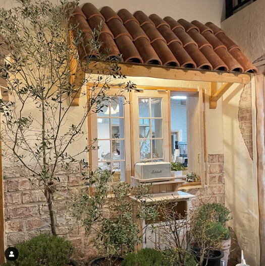 예쁜 크리스마트 트리 있는 곳