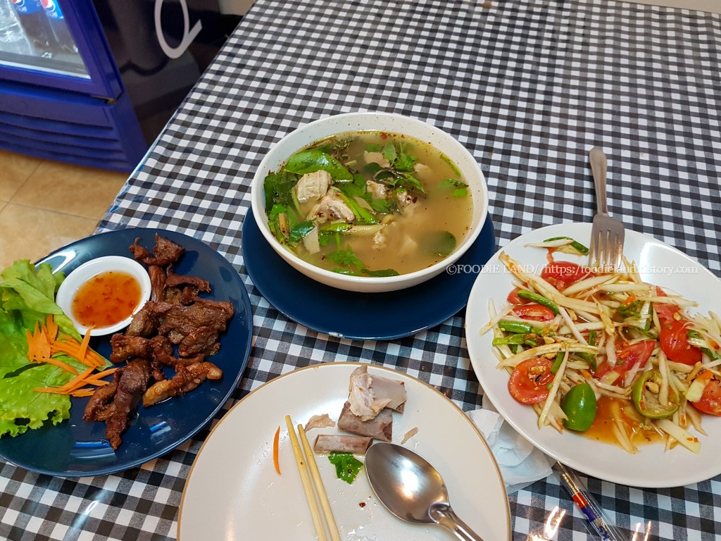 돼지 갈비국