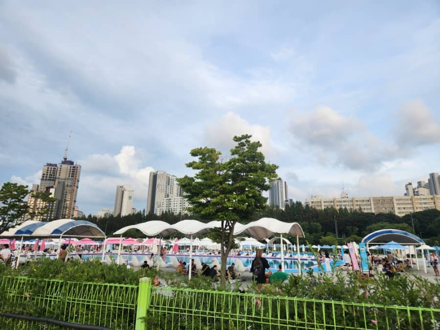 잠원 한강수영장 야간