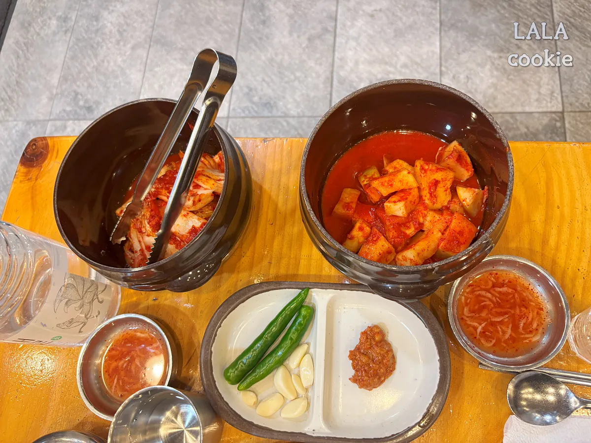 서울-도봉구-창동역-맛집-아바이-토종-순대국-김치와-깍두기