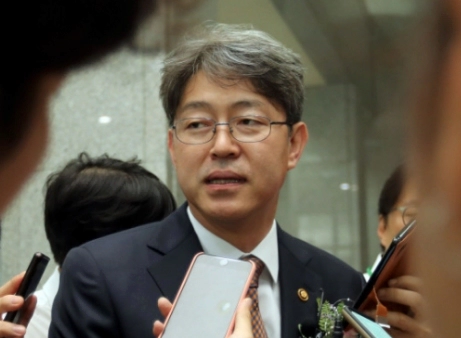 강신욱 통계청장 프로필 나이 고향 학력 경력 &amp;#124; 정무직 공무원 강신욱 통계조작 무혐의 이유