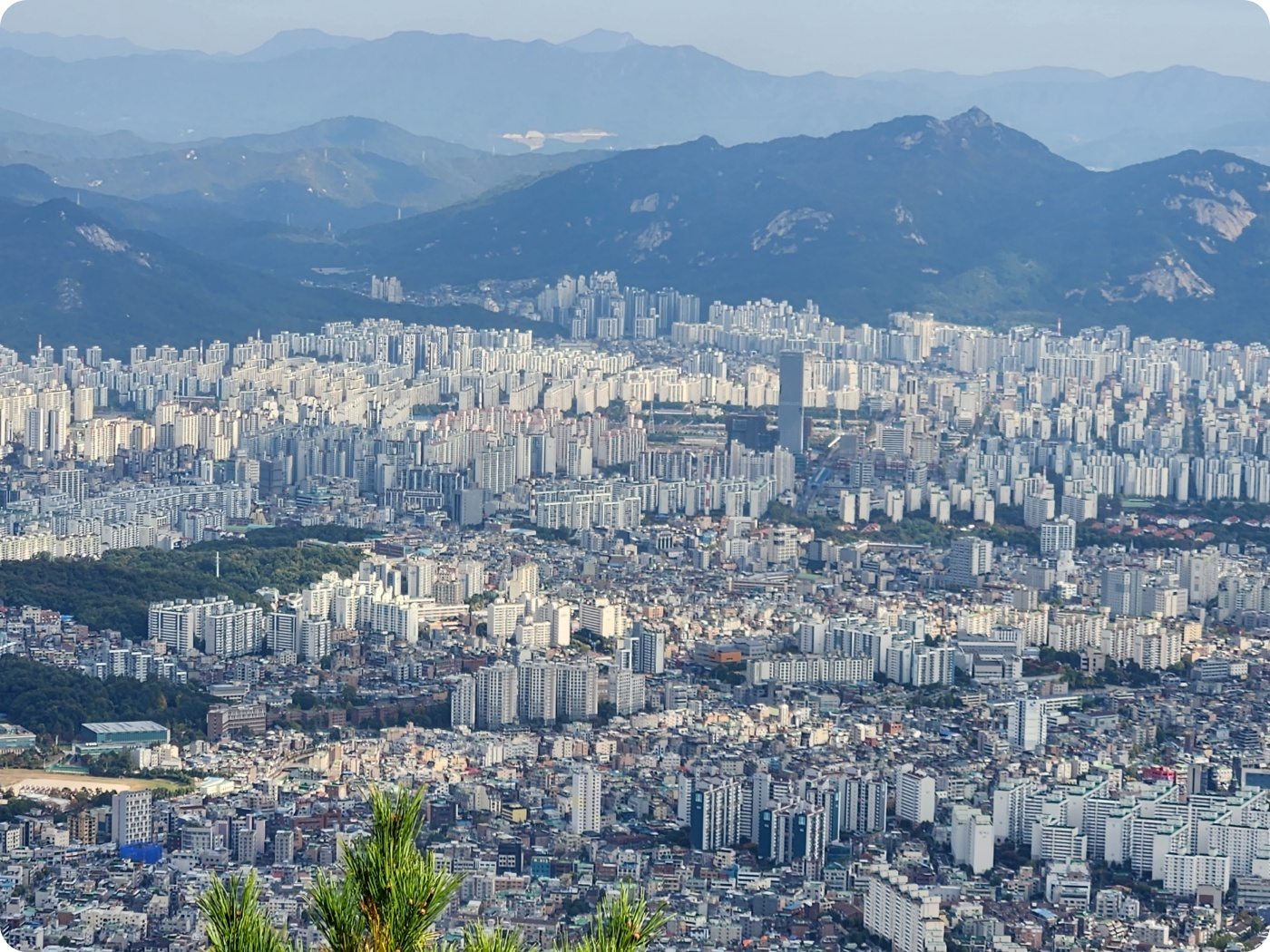 북한산에서 바라본 노원구,중량구 지역