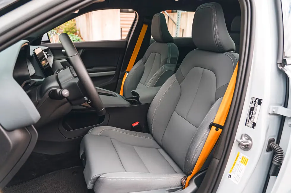 폴스타2 이미지