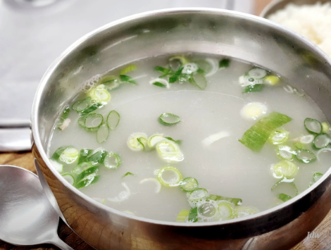 소래기냉면 - 수육무침과 만두 조합