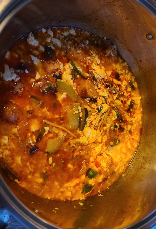 우삽겹-순두부-찌개