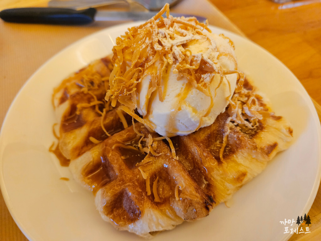 커피트레인 크로플