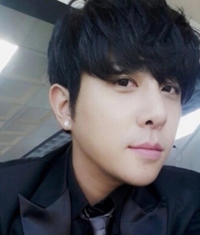 디셈버 윤혁 사기 징역 10년 구형 이유